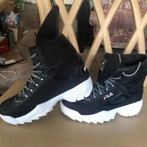Excellent FILA Disruptor Ballistic Canvas Black Sneaker Boots High Top Size 8.5